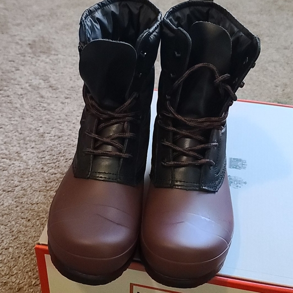 Hunter All Weather Boots - Picture 2 of 4